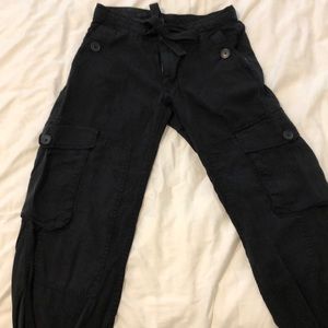 Women cargo Capri